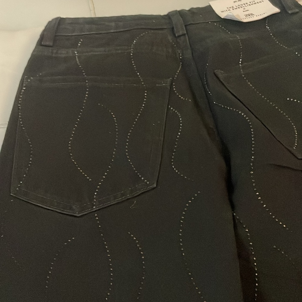 NWT Zara black loose fit with rhinestone embellishment jeans size 0